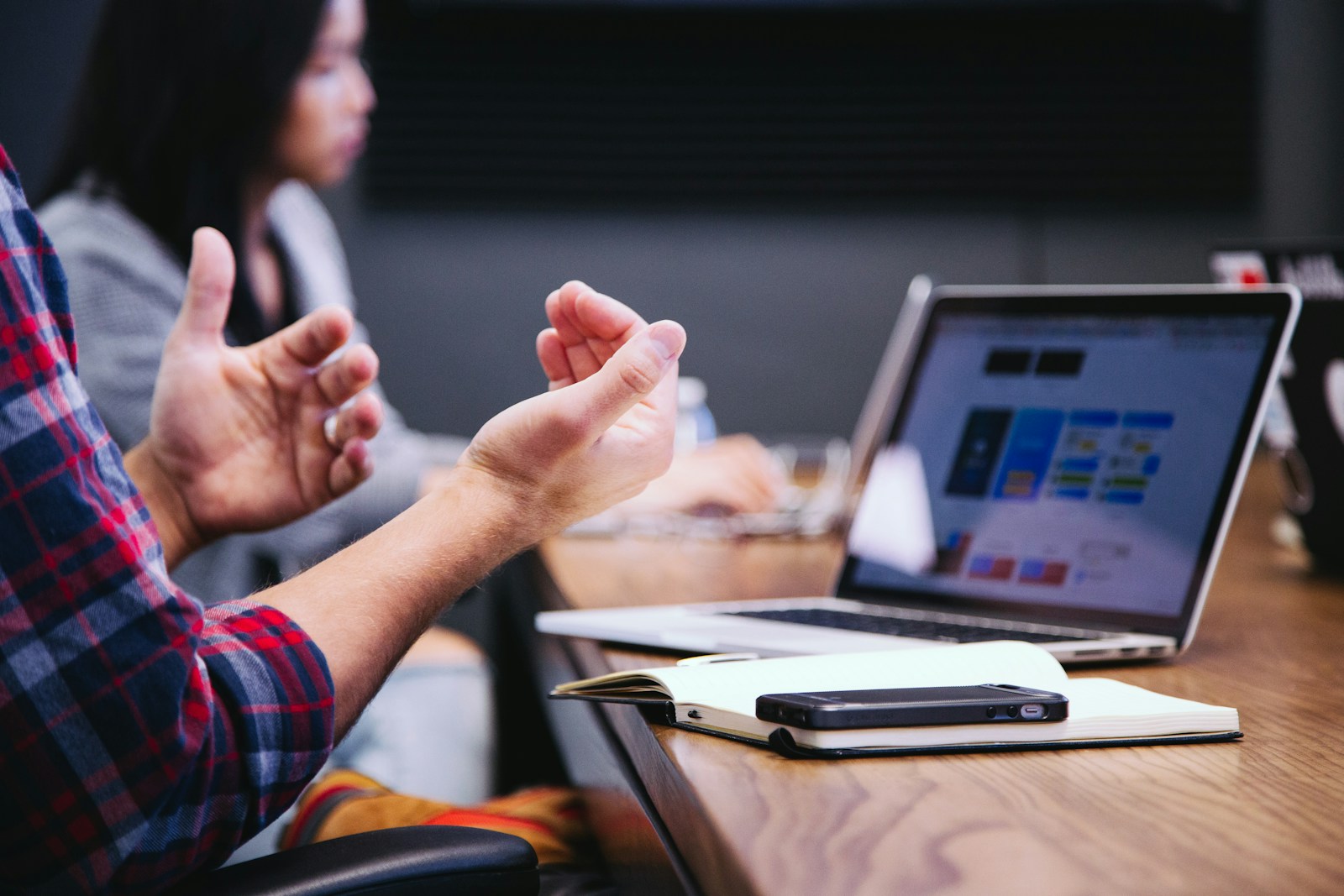 Prospección comercial y captación de oportunidades B2B